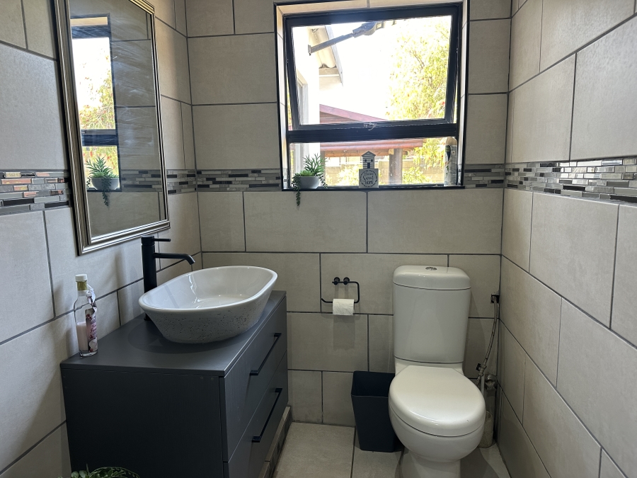 4 Bedroom Property for Sale in Bayview Western Cape